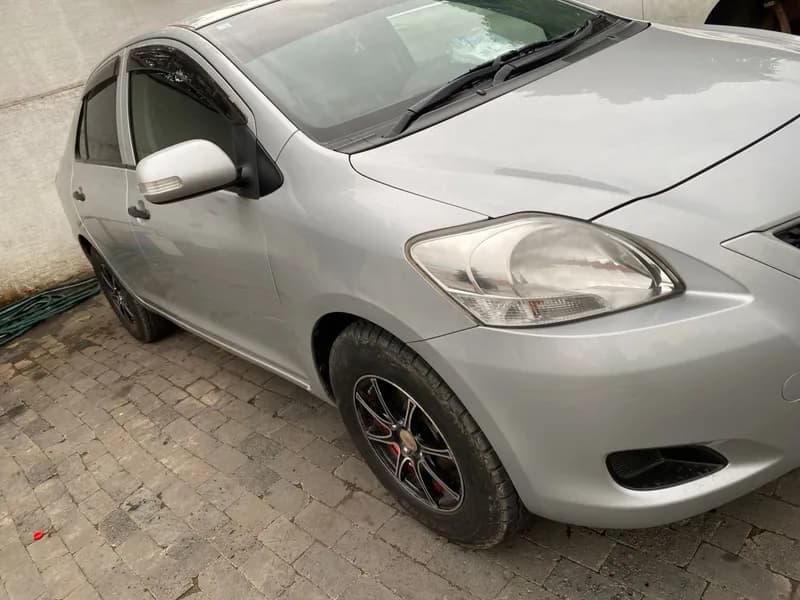 Toyota BELTA — photo 2
