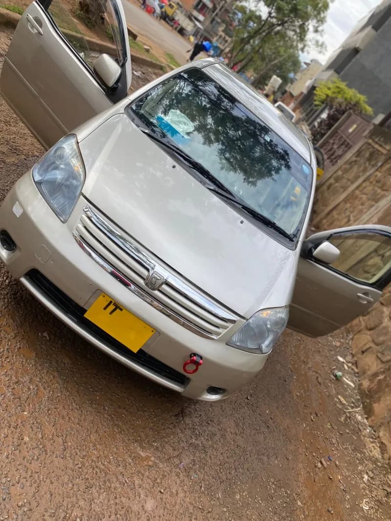 Toyota Raum