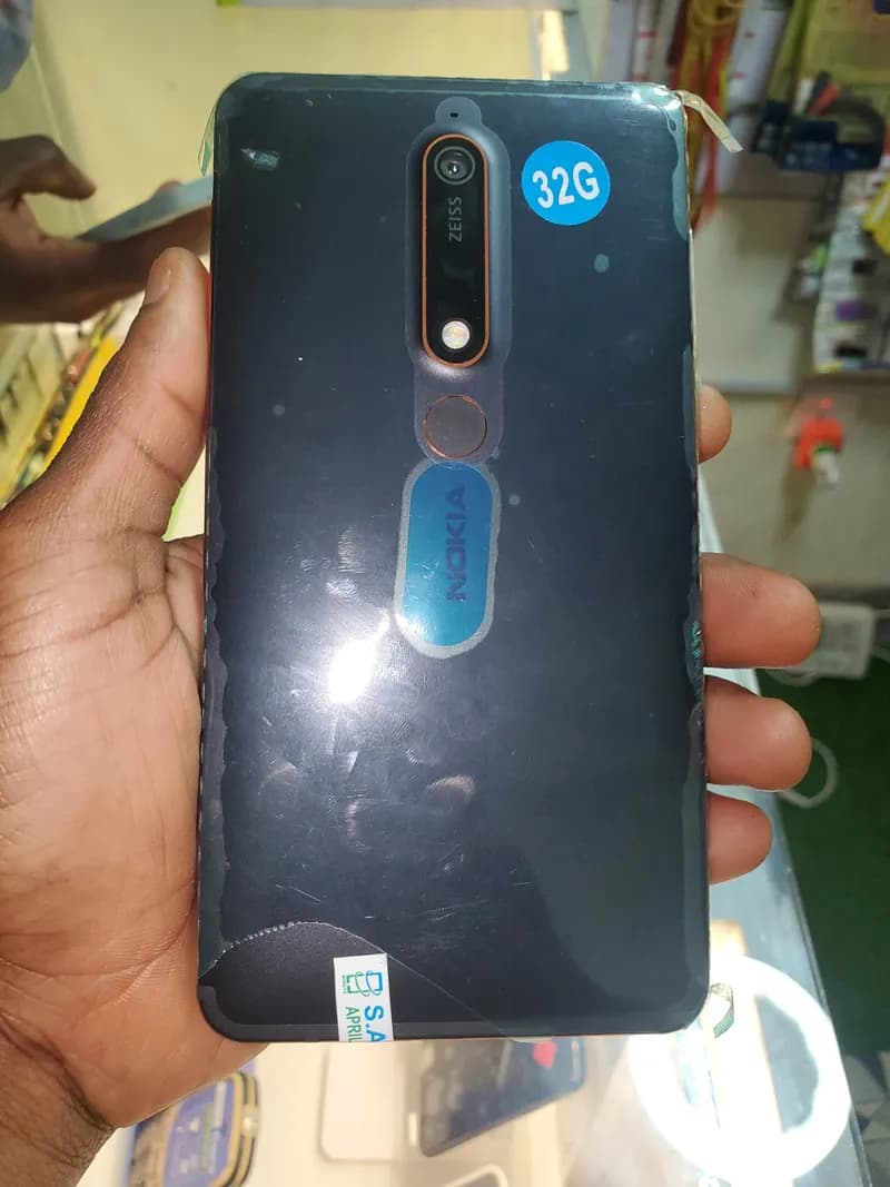téléphone NOKIA Xperia