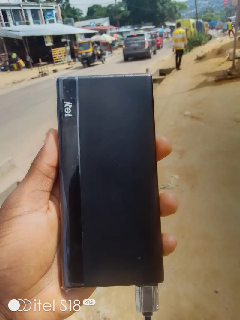 Power bank itel