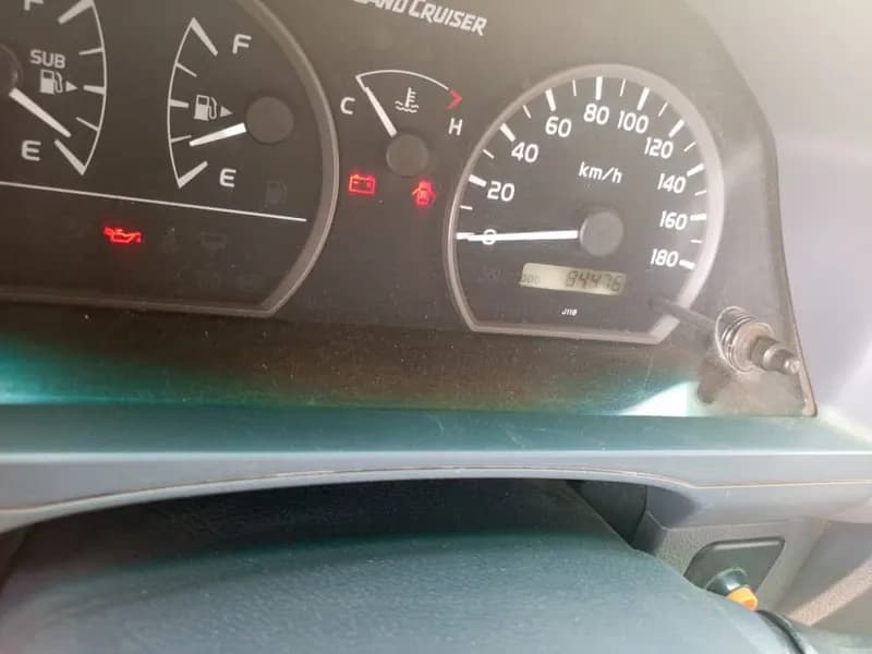 Toyota LAND CRUISER — photo 4
