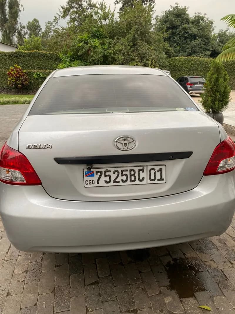 Toyota BELTA — photo 5