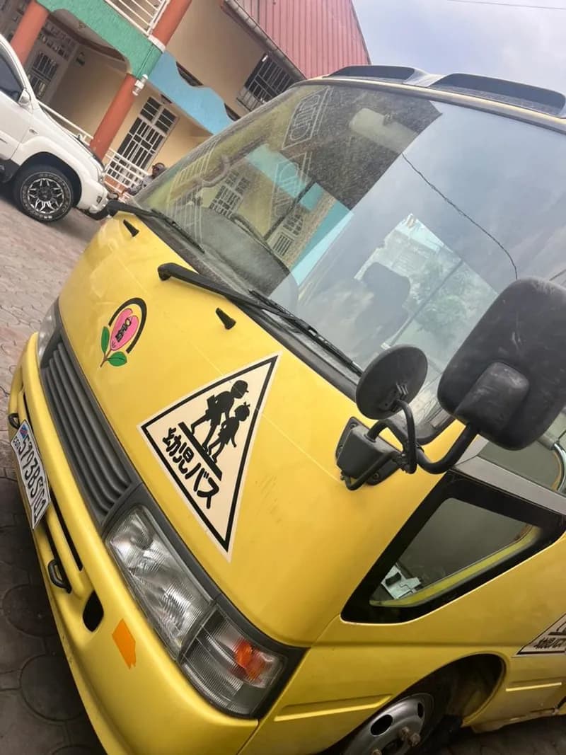 Bus coaster