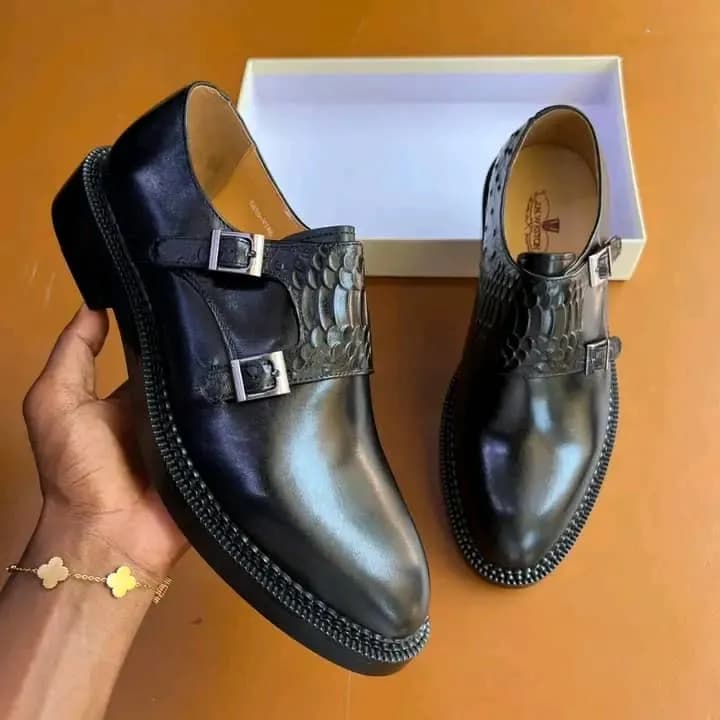 Chaussures a triple semelle