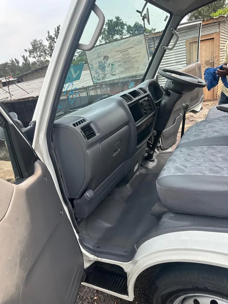 Muni bus Vanette — photo 2